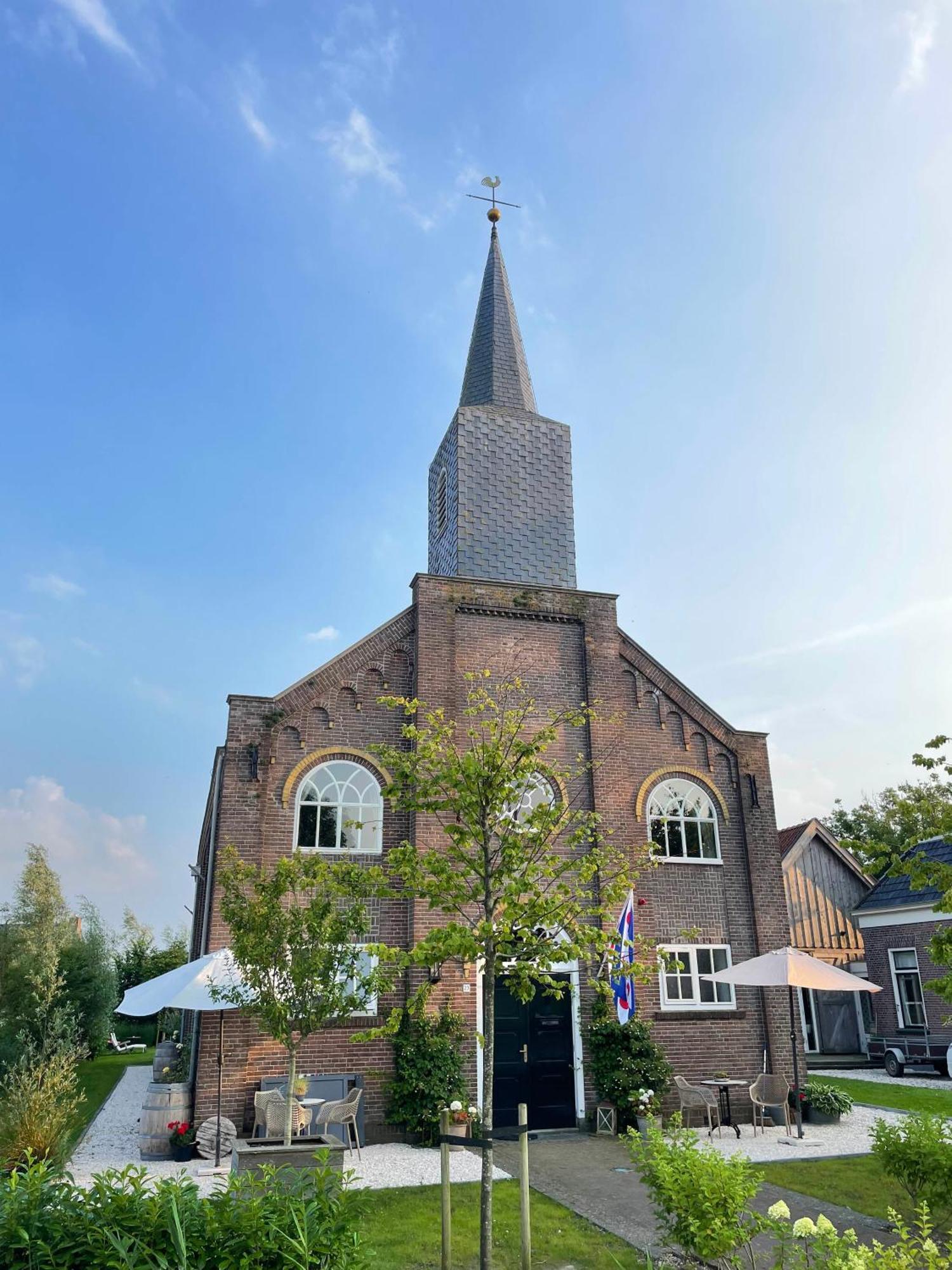 Kerkhotel Bij De Pastorie Reitsum Bagian luar foto