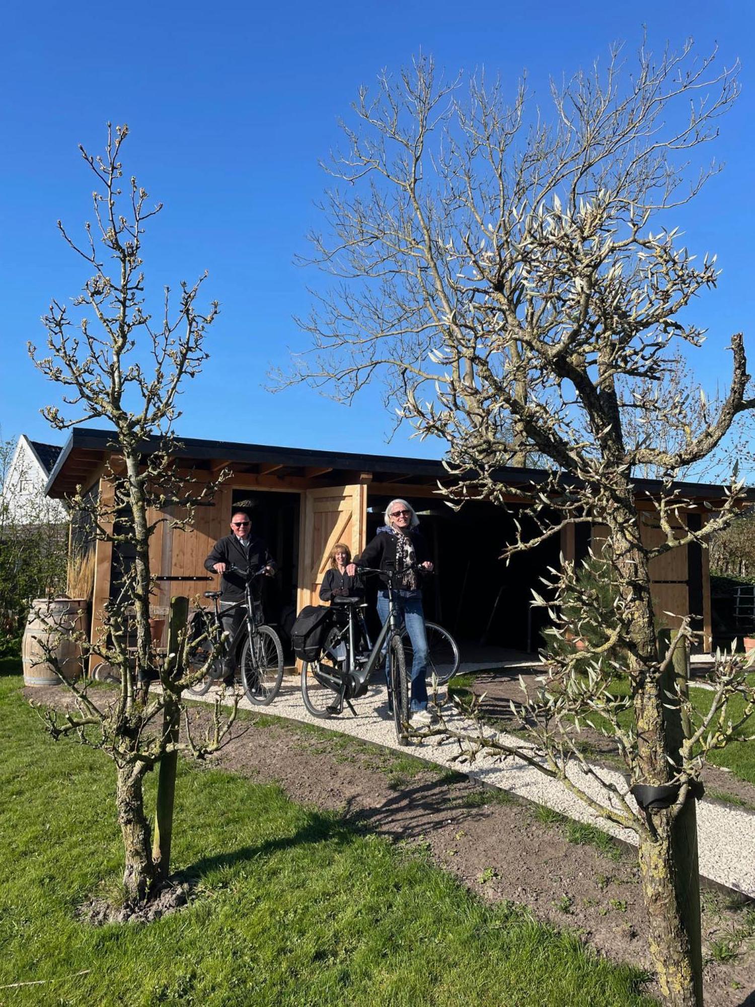 Kerkhotel Bij De Pastorie Reitsum Bagian luar foto